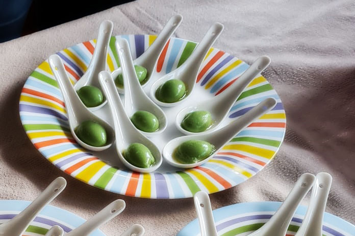 Esferas aceitunas con anchoas
